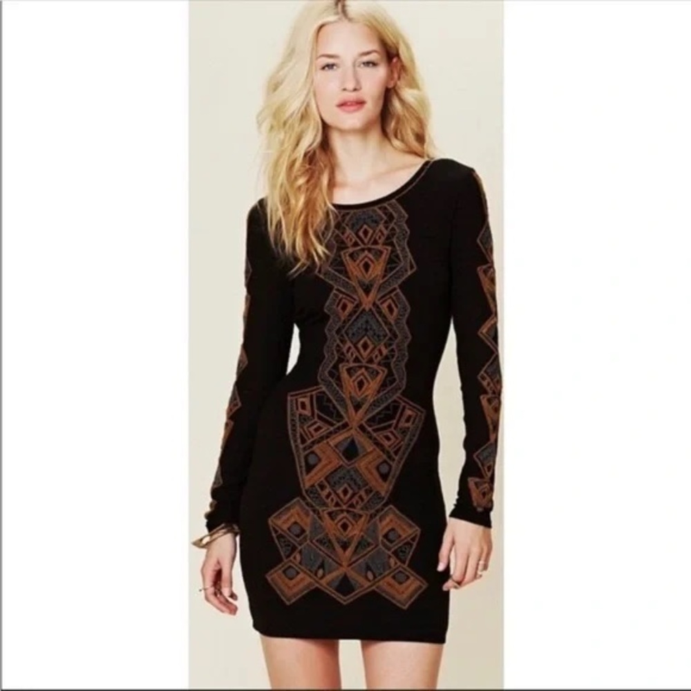 Black Long-Sleeve Embroidered Bodycon Dress - Unbranded